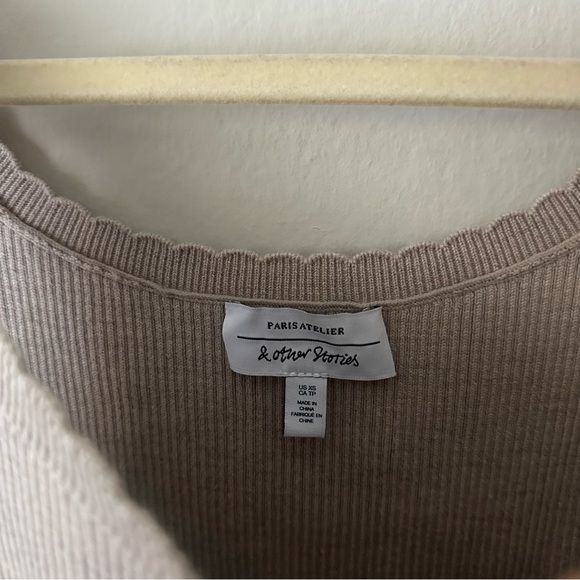 & OTHER STORIES Scalloped Knit Wool Button Tank Top Tan XS - Picture 7 of 10